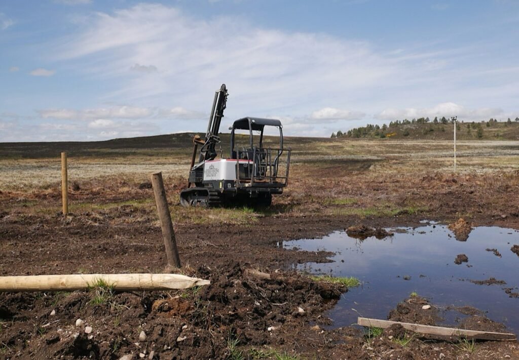 Fence post driver pounding posts